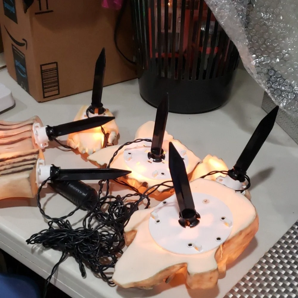 Halloween Skeleton String Lights - Picture 14 of 17